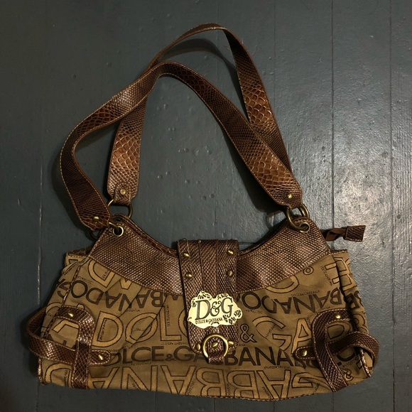 Dolce & Gabbana Handbags - 🤎y2k dolce and gabanna purse🤎